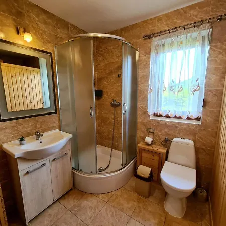 Holiday home Pod Klonem Z Balia I Sauna Lubawka