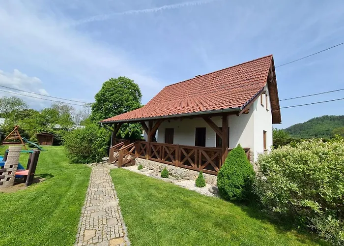 Pod Klonem Z Balia I Sauna Casa de Férias Lubawka